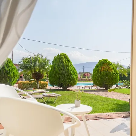 Cisterna - Shared Pool Διαμέρισμα *